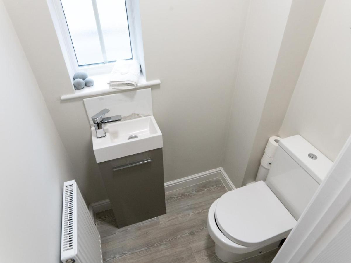 Townhouse In The Heart Of Poole With Beach Hutアパートメント エクステリア 写真